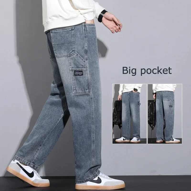 2024 New Autumn Mens Jeans Street Hiphop Loose Straight Multipocket Workwear Denim Trousers Baggy Casual Splicing Trousers J251030