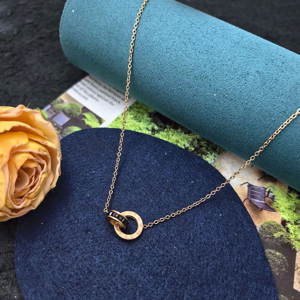 Full Body Titanium Steel High Aesthetic Interlocking Women, Ins Style Korean Version Simple Bracelet for Best Friends, Internet Celebrity