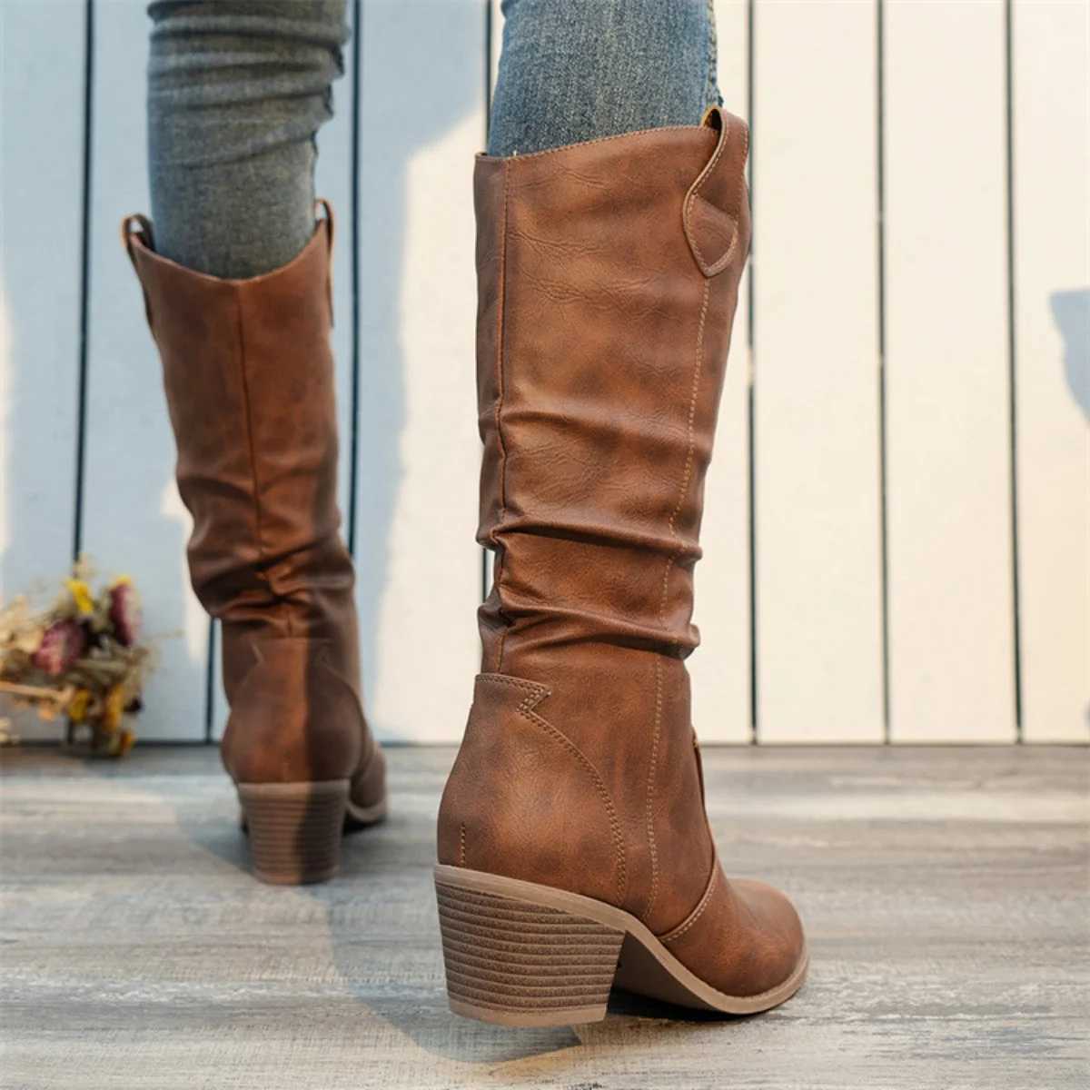 Western boots leather boots high top sleeve pleated thick with round head female Europe and America Z251029