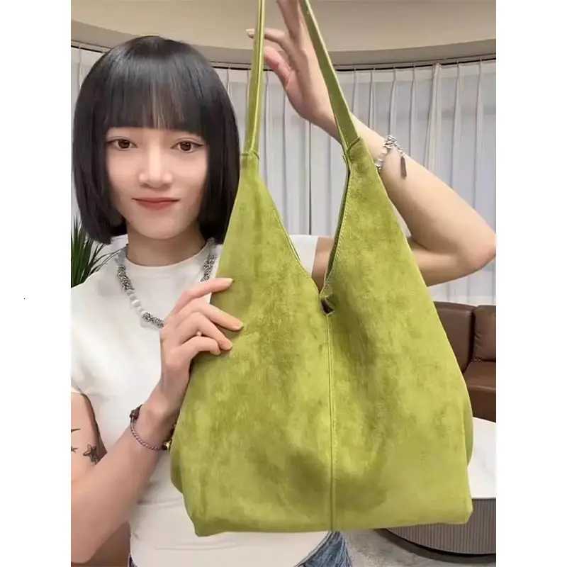 Designer bag Wens Tote Bag Luxury Frosted Handheld Suitable For Travel Shopping Bucket Bag Foldable 2in1 Stylish Shoder Underarm Bag Y251029