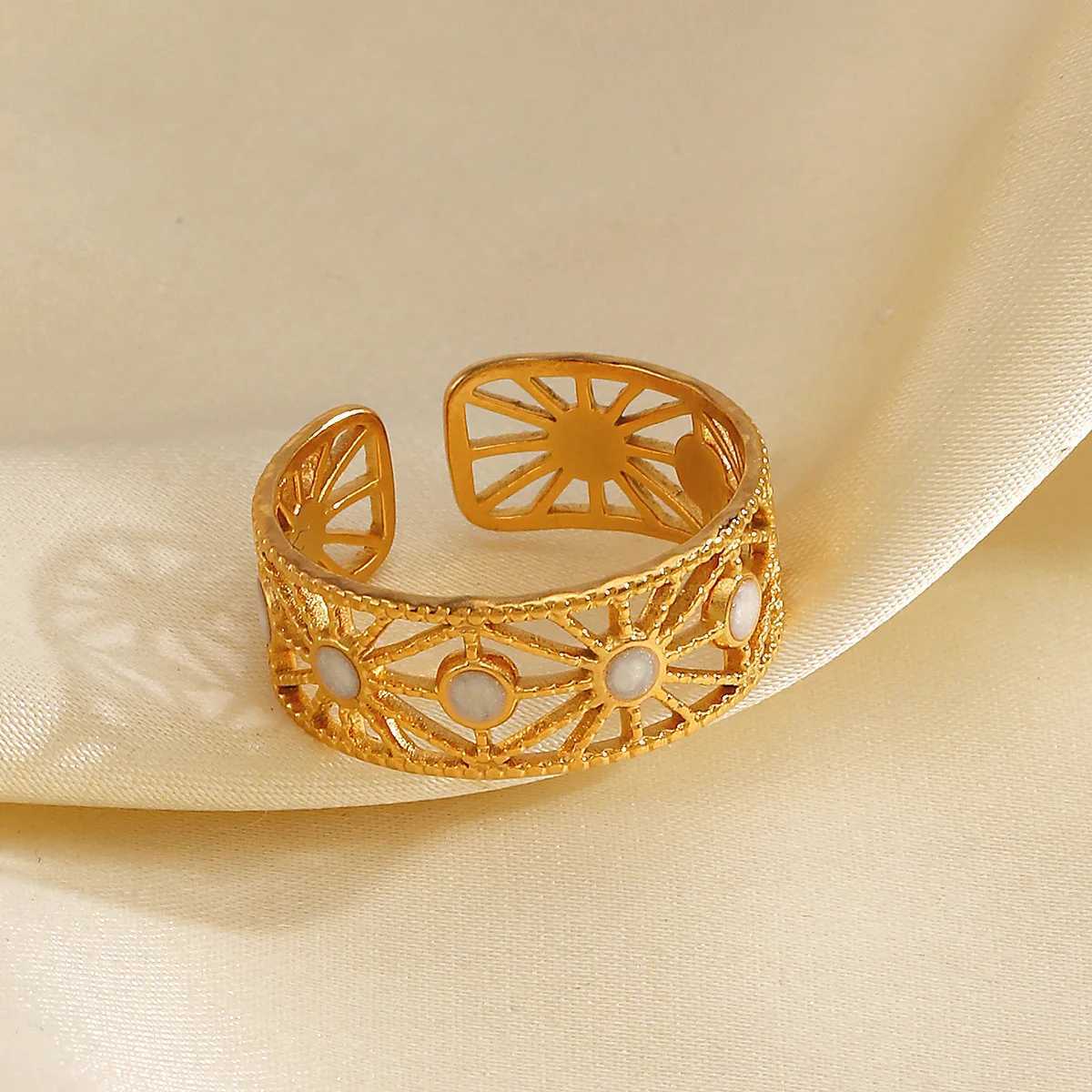Geometric Hollow Enamel Womens Ring Adjustable Open Gold Plated Stainless Steel Luxury Quality Jewelry for EngagementW251030