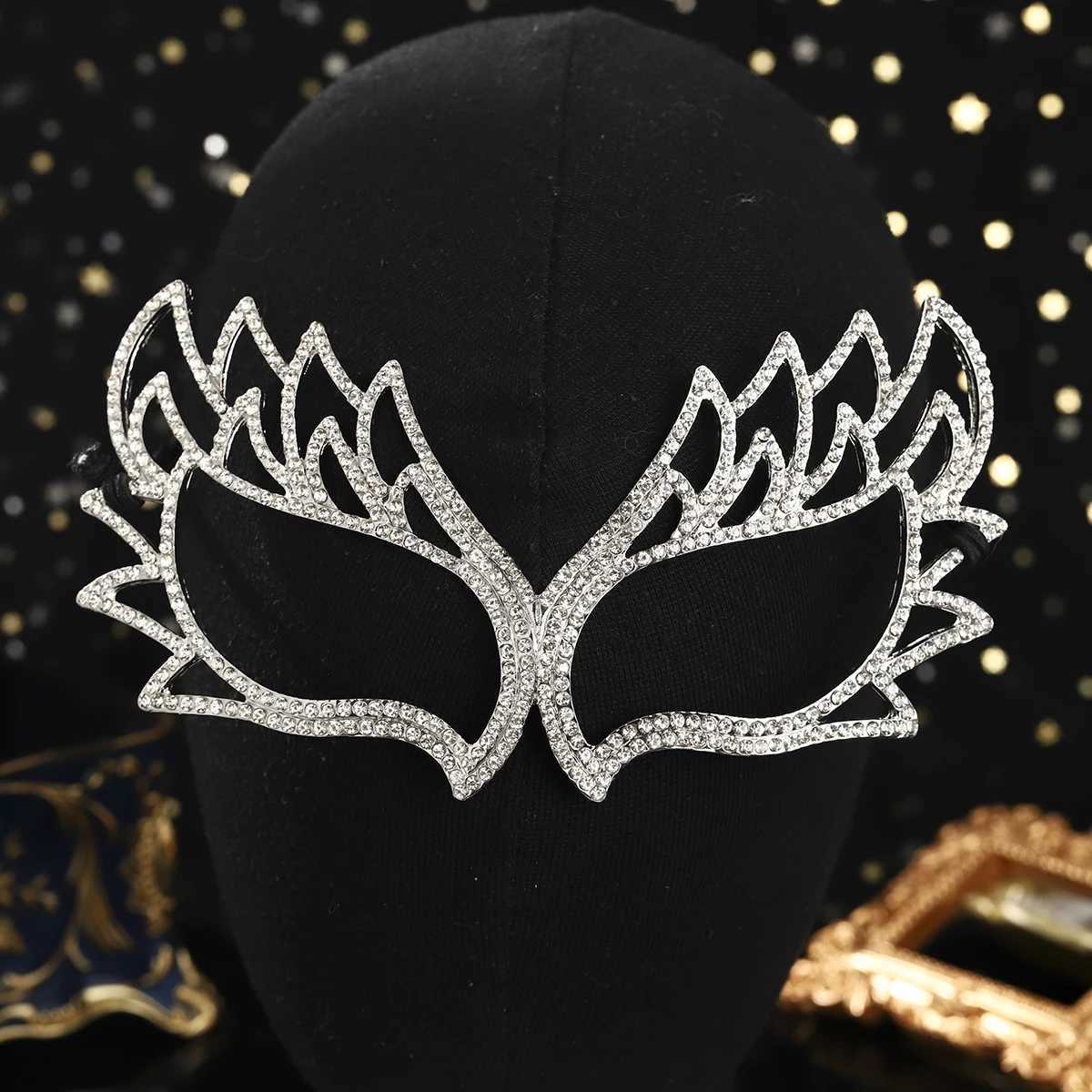 Luxury Silver Fox Mask Halloween Alloy Baroque Rhinestone Eye Mask For Women Masquerade Party Jewelry AccessoriesW251029