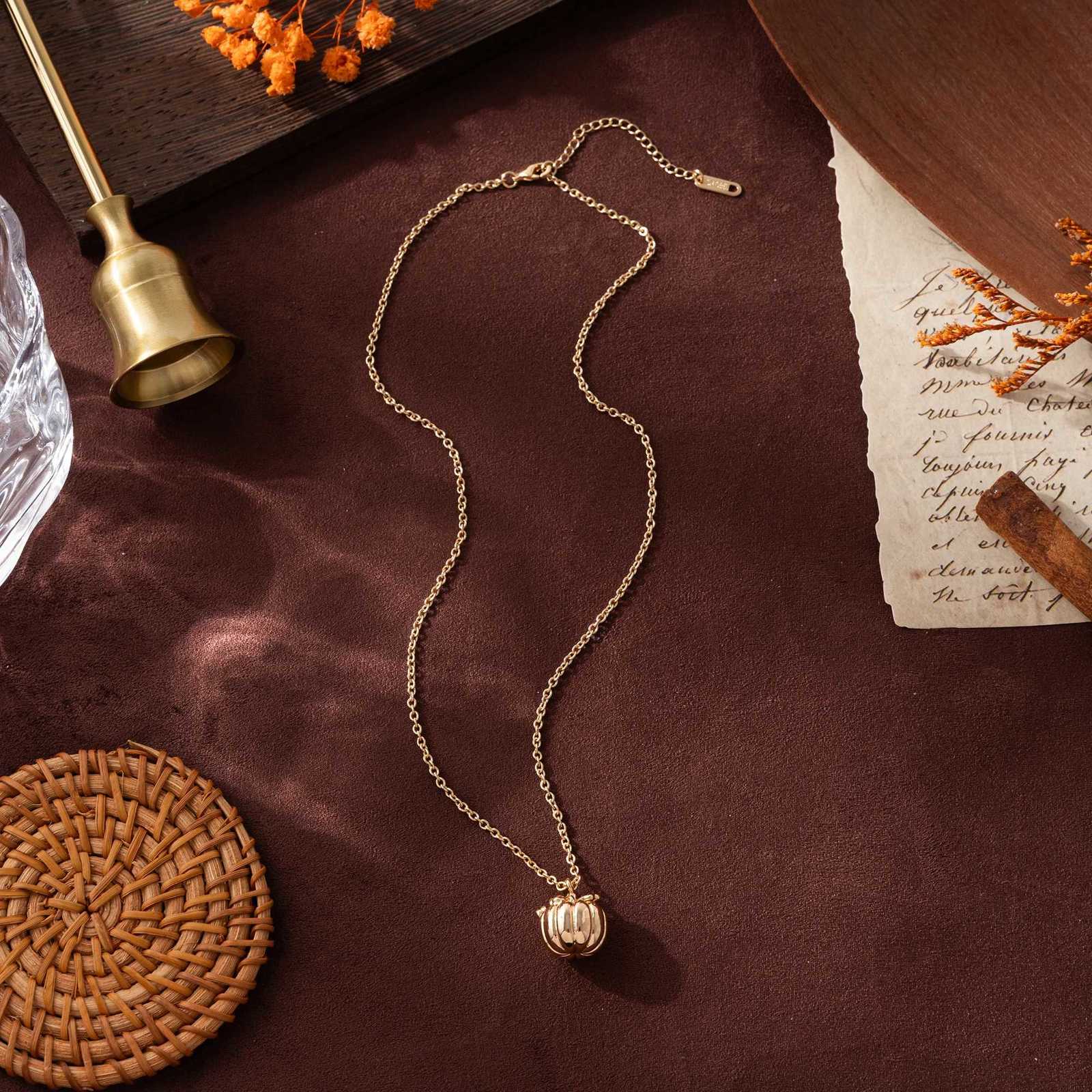 Halloween Magic Pumpkin Necklace Vintage Personalized Pumpkin Pendant Necklace Jewelry AccessoriesXJ251030