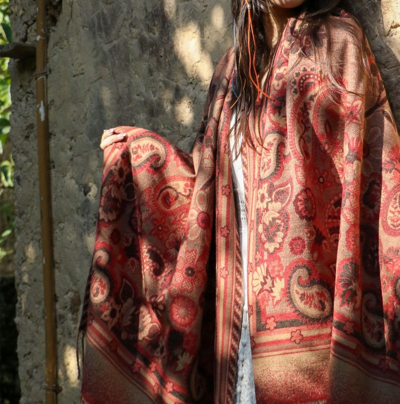 Vintage Style Charming Patterned Shawl Scarf Fashionable Autumn And Winter Tassel Style With Decorative Scarf Boutique Gift Scarf