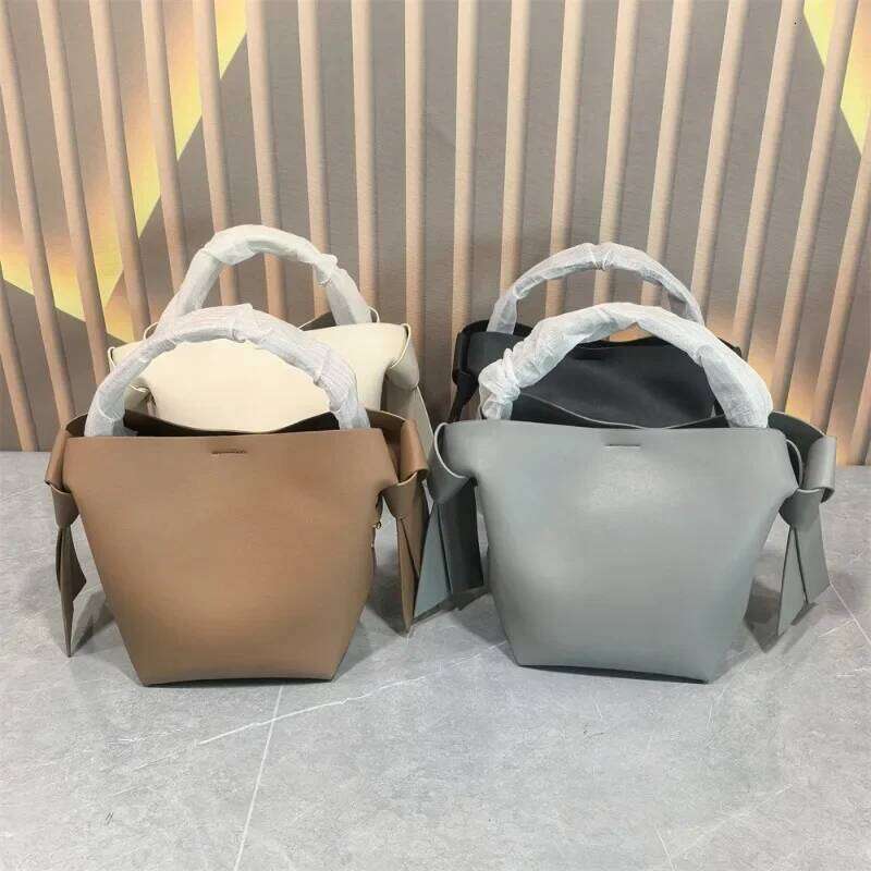 Acnestudios EKNI Musubi Mini Genuine Leather Unisex Commuter Crossbody Handbag Bucket Bag