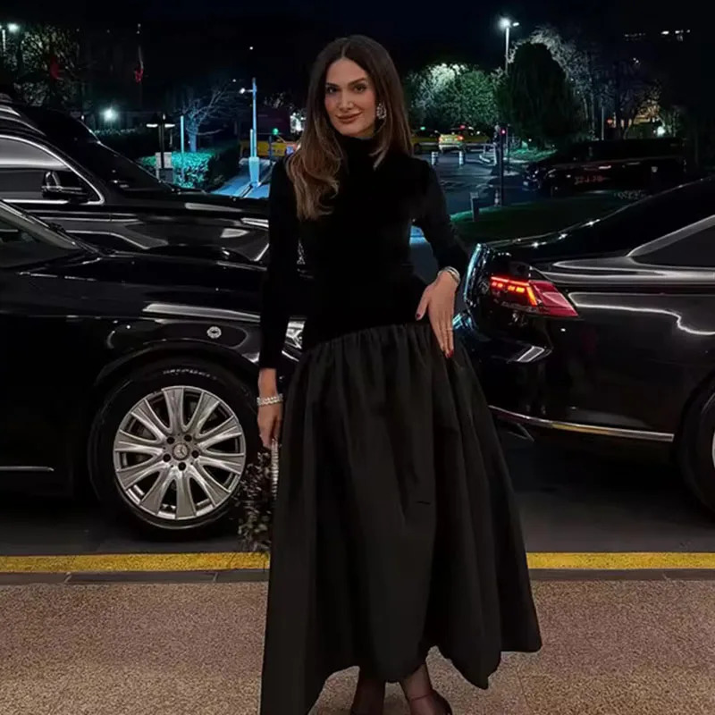 Fashion Velvet Patchwork Maxi Dress Women Elegant HalfHigh Collar Evening Party Vestidos Long Sleeve Black Dresses 251027