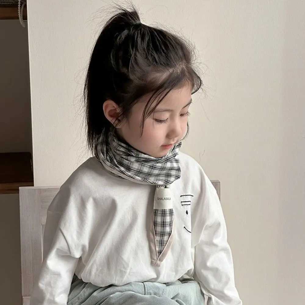 Vintage Korean Childrens Scarf Plaid Striped Triangle Bandana Boys Girls Sweet Waist Scarf TurbanW251029