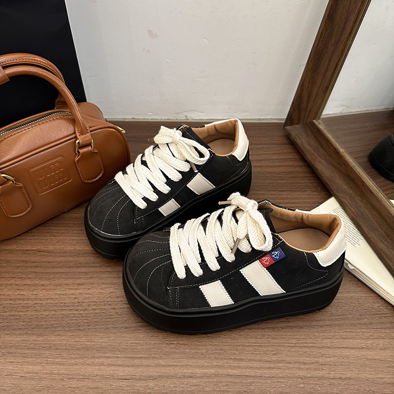 Matte big toe lace-up bread shoes versatile casual board shoes slimming moral training shoes flat shoes sneakers women's shoes2025