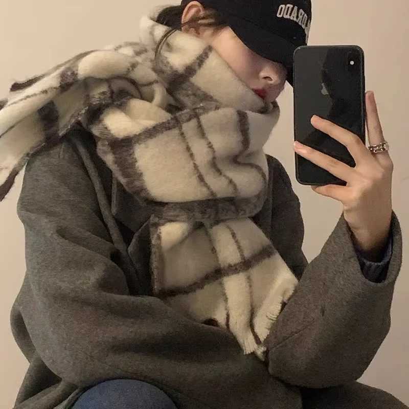 2025 New Fashionable and Versatile Scarf Thickened and Warm Plaid Shawl for Winter Gentle and Versatile Neck WarmerW251030