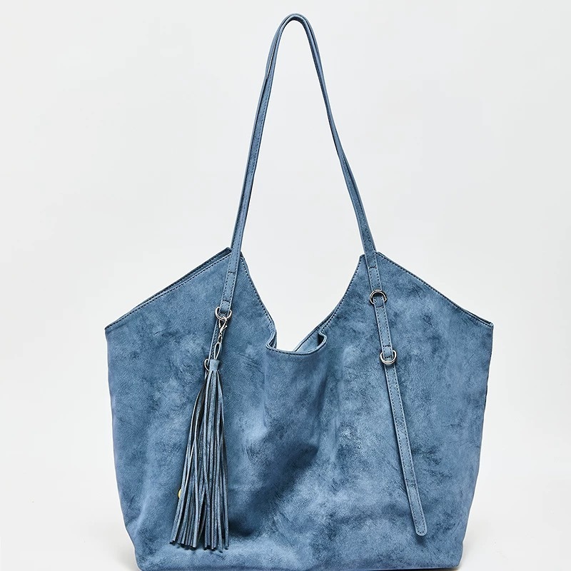 New retro suede design handbag with fashionable casual and lazy feel, large capacity commuting shoulder bag, versatile designer bag