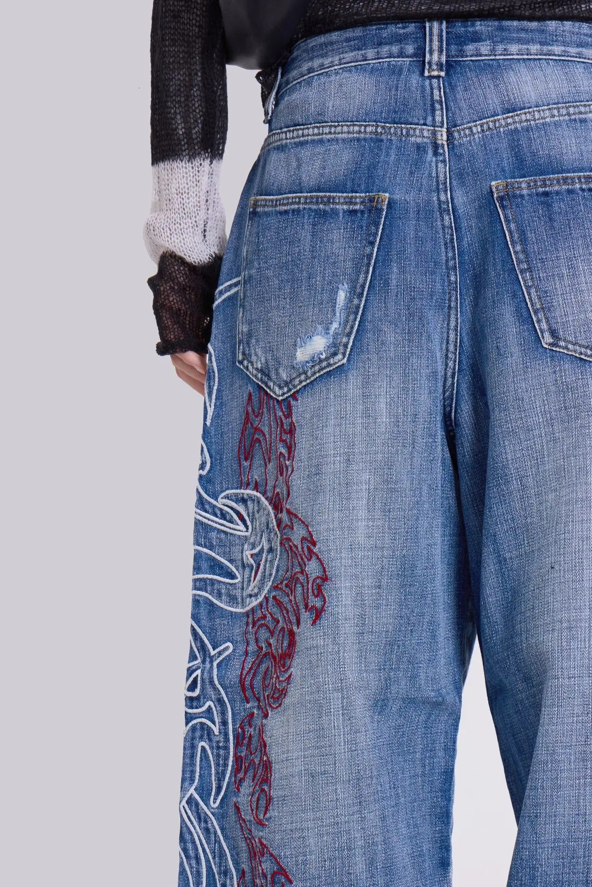 Y2K Women Jeans Harajuku Fashion Asymmetric Embroidery Pattern Baggy Vintage Black Wide Leg Jeans Gothic Jeans Streetwear Unisex 251029
