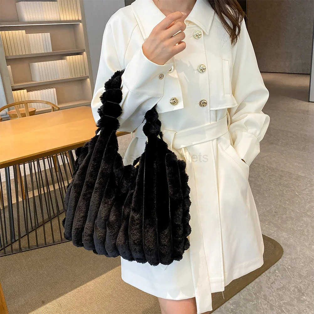 Women Plush Tote Handbag Large Capacity Soft Satchel Bag Versatile Fashion Casual Shopping Tote Bag M251030