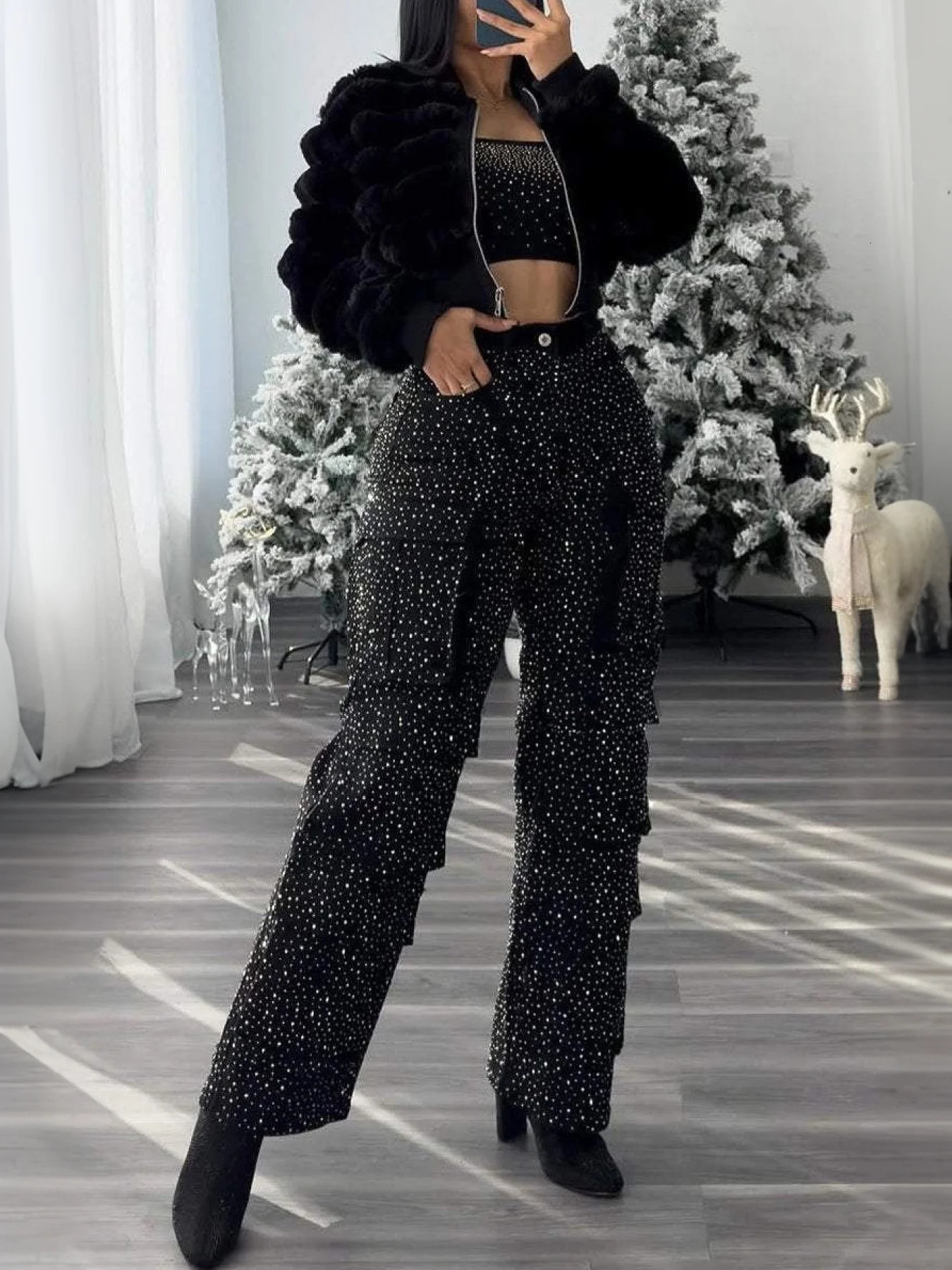 2025 High Waist Black Rhinestone MultiPocket Work Jeans Street Style High Quality Fashionable Straight Jeans a MustHave 251029