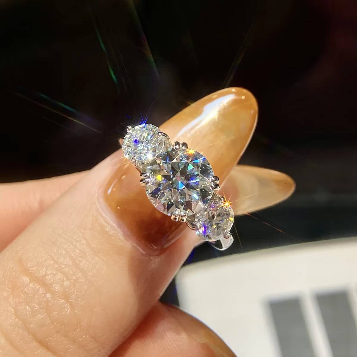 Fashion Women Moissanite Jewelry 925 Sterling Silver Rings Unique 3 Round Moissanite Diamond Ring for Women Luxury Wedding