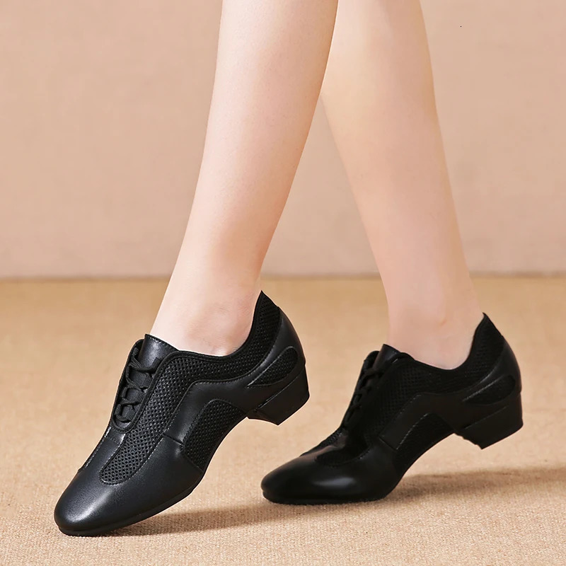 Women Ballroom Dance Shoes Latin Salsa Dance Shoes Soft Sole Professional Jazz Tango Shoes Dancing Lady Indoor 2cm Heels Sneaker 251023