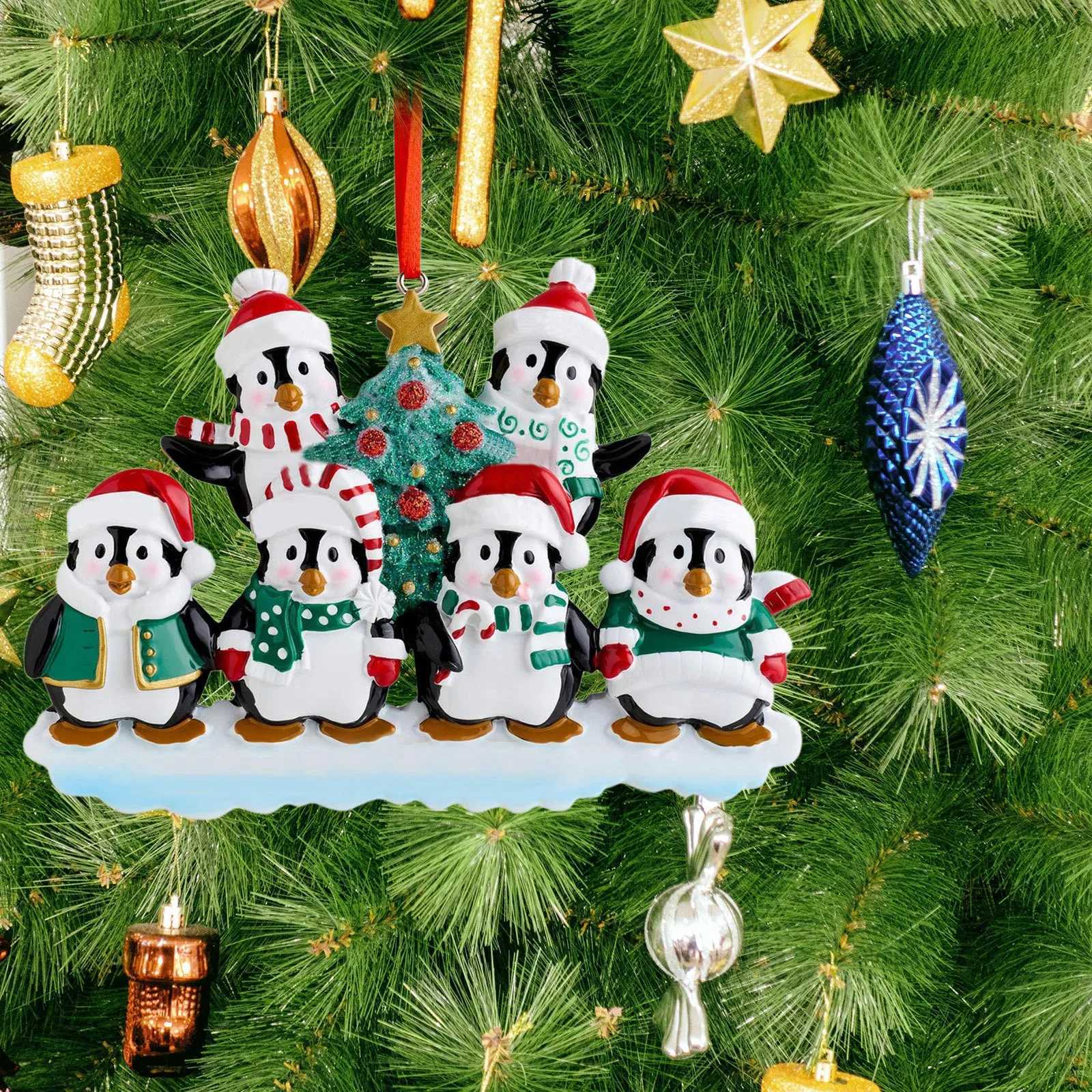 Personzed Family Christmas Ornament Cute Penguin Holiday Winter Gift 2021 Family Ornament Christmas Tree Decorations C251030