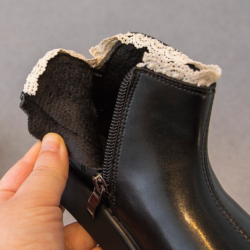 New fashionable girls' leather boots with wool lining, warm cotton boots, children's baby short boots, children's Martin boots, trendy 