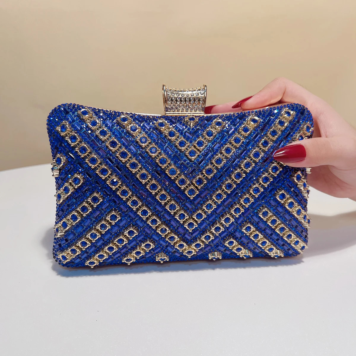 Green Color Glitter Women Evening Bags Rhinestones Vintage Style Party Wedding Handbags Diamonds Gift Holder Metal 251023