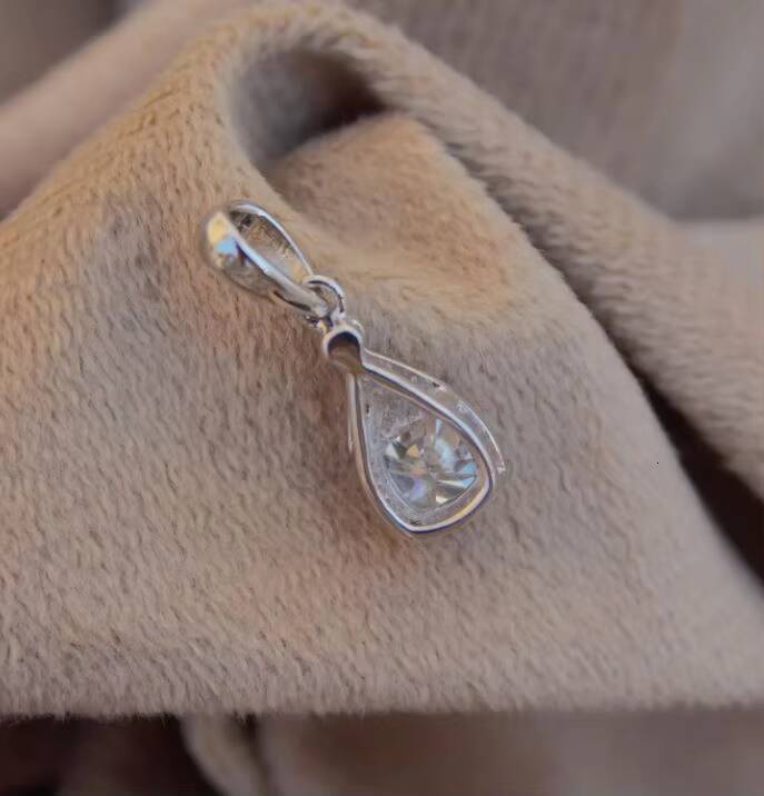 925 Sterling Silver Minimalist Bridesmaids Pendant Cushion Cut Moissanite Dainty Tiny Charm Jewelry for Women