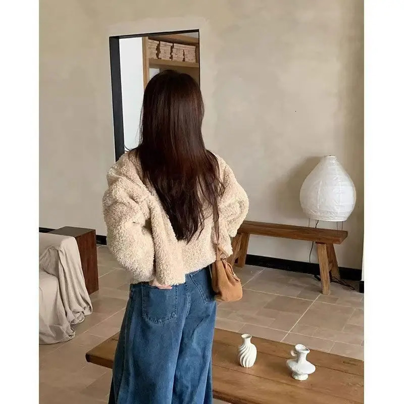 Women Autumn Winter Double Fleece Warm Thicken Jacket Turndown SingleBreasted Short Outerwear Loose Fashion Casual Overcoat 251028