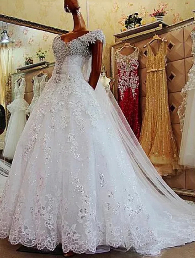 Luxury Beaded A-Line Wedding Dresses Lace Appliques White Elegant Bridal Gowns Short Sleeves V-Neck Tulle Shiny Bride Dress Custom Made Vestidos De No