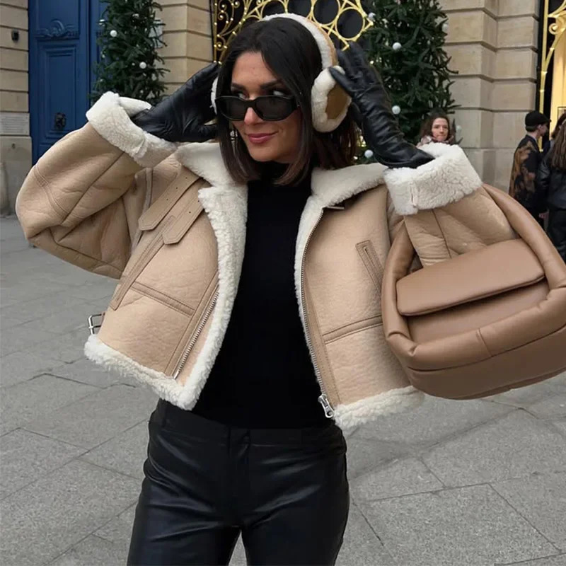 Wool Plush Earmuffs Ear Warmers Women Khaki Fashion Sheepskin Fur Earmuffs For Winter Warm Headphones Muffs Woman Cover 251024