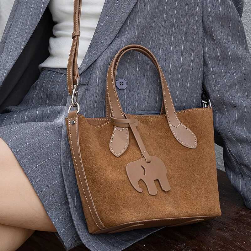 Designer bag NEW Autumn winter wens Natural Suede cowhide leather Crossbody Bag luxury designer Genuine Leather cmuting Shoder bag Y251029
