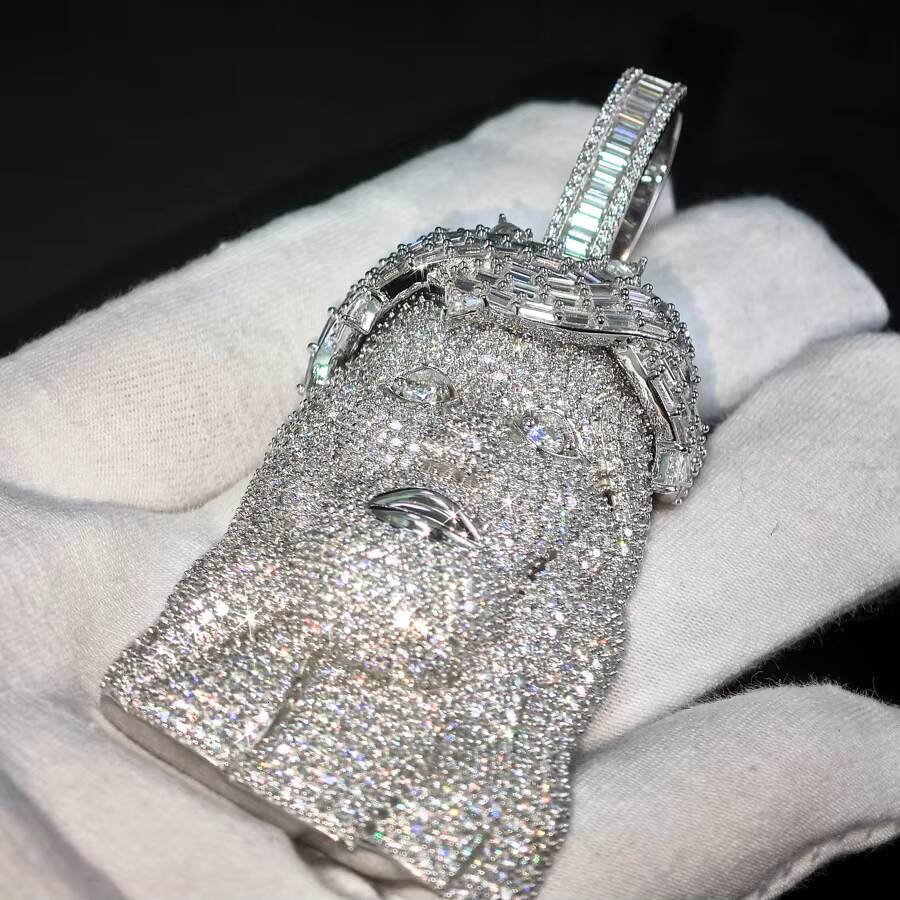 33inches Hip Hop VVS Custom Baguette Triangle Cut Moissanite Iced Out Mens Jesus Pendant With 925 Silver Pass Diamond Tester
