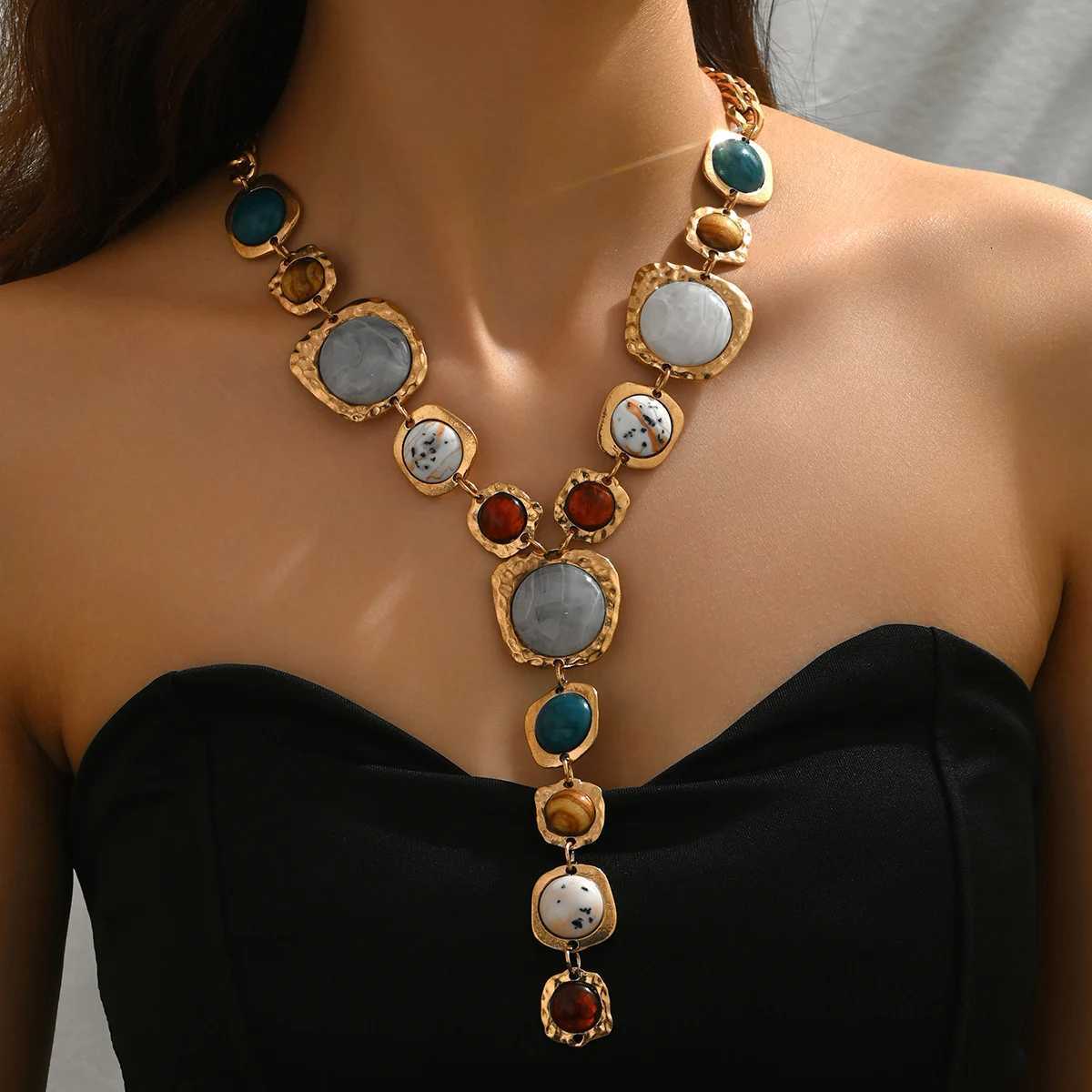 Retro YShaped Long Womens Necklace Fashionable Chunky Chain with Geometric Pendant Bohemian Style Fashion Jewelry AccessoryXJ251030