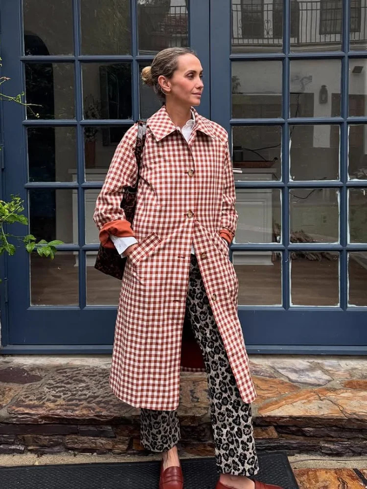 Women Red Plaid Long Trench Coat Casual Lapel Single Breasted Full Sleeve Windbreaker Jacket 2025 Autumn Lady Streetwear 251029