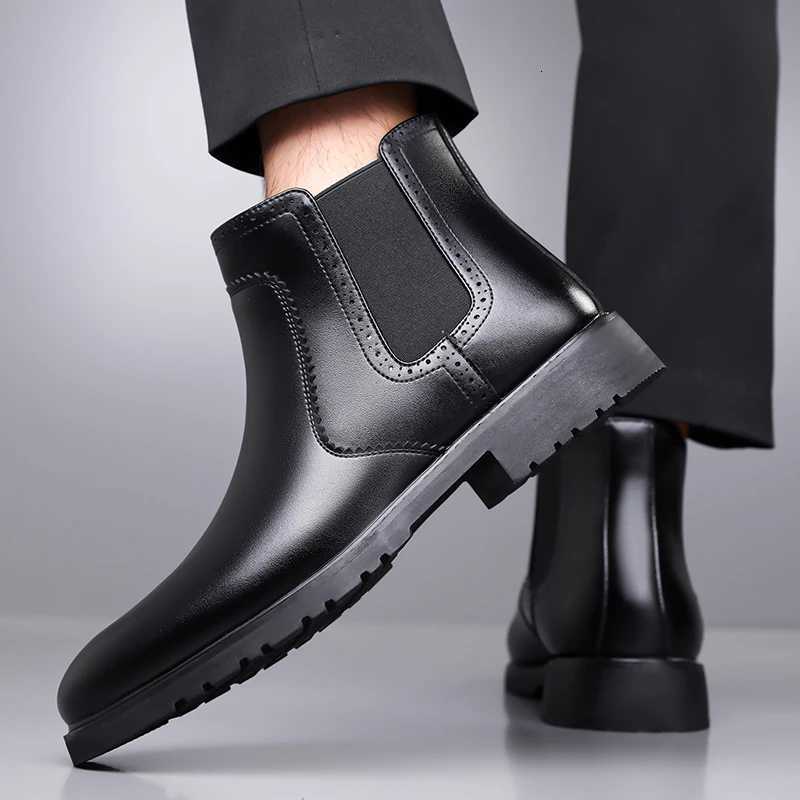 Fall Mens Fashionable Casual Leather Boots Slipon Short Boots with Antislip and Wearresistant Features Chelsea Boots Z251029
