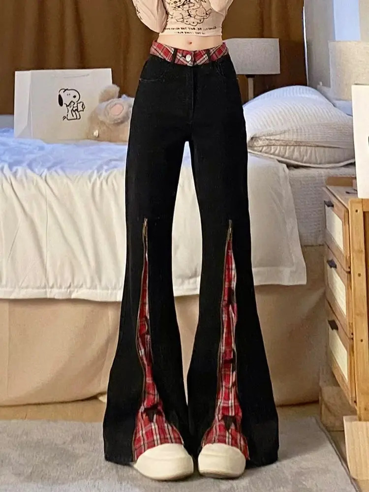 Retro Patchwork Red Checkered Zipper Jeans Womens Plus Size Spicy Girl Slim Fit Micro Flared Pants 251029