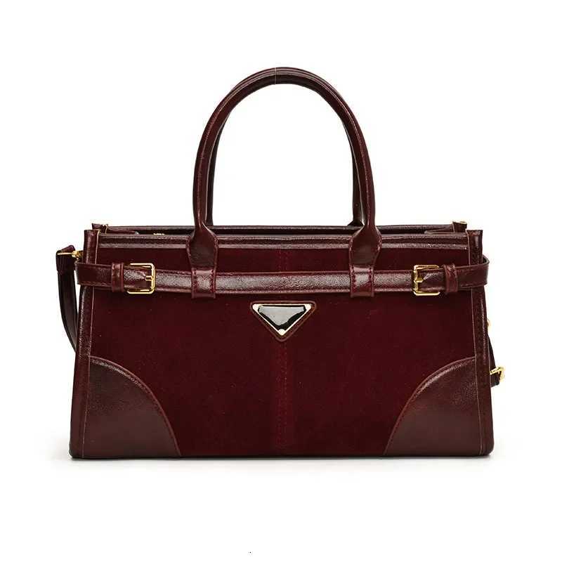 Designer bag 2025 Collecti Wens Suede Lg Handle Bag Shoder and Armpit Fit Large Capacity Stylish Baguette Crossborder Trend Y251029