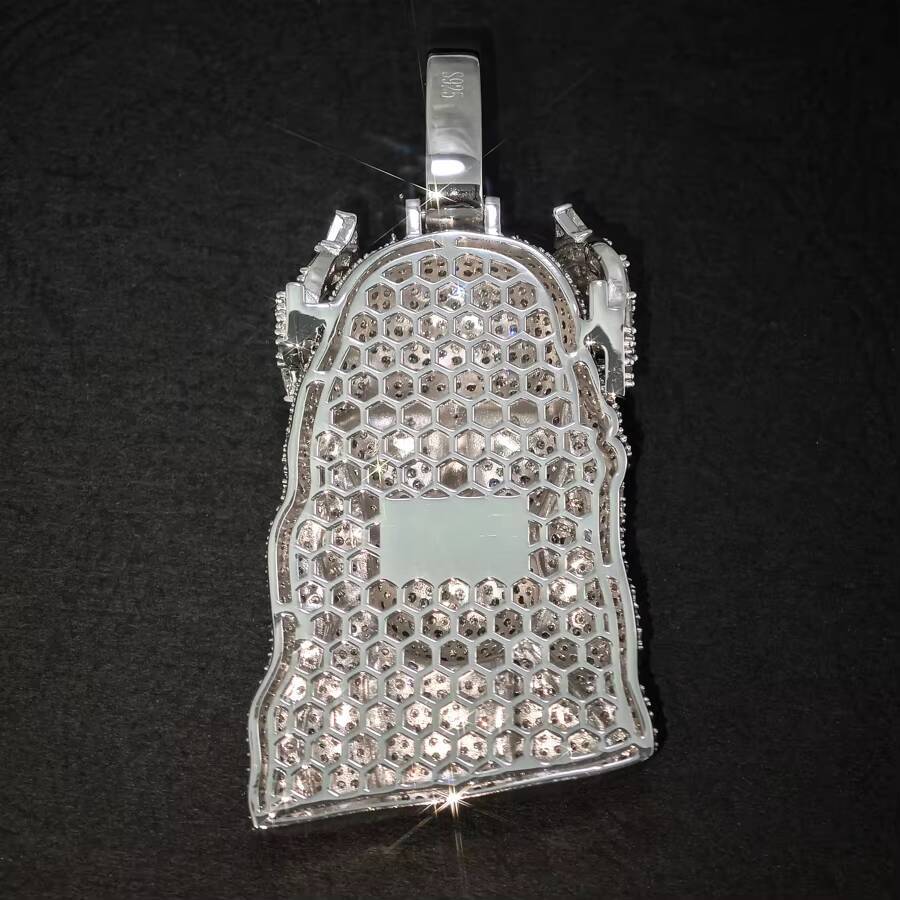 33inches Hip Hop VVS Custom Baguette Triangle Cut Moissanite Iced Out Mens Jesus Pendant With 925 Silver Pass Diamond Tester