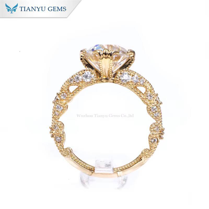Tianyu Solid Gold 10K 14K 18K Silver 925 Custom Rings 3CTW Round OEC Moissanite Diamond Flower Pattern Engagement Ring
