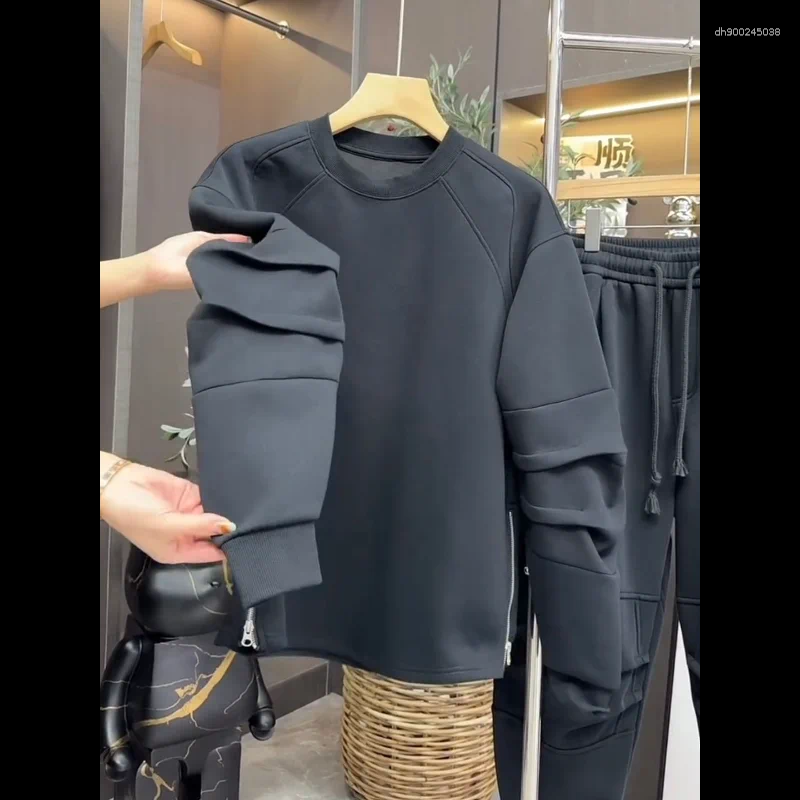 Men's Tracksuits Winter Velvet Thickened Sweatshirt Sweatpants Two-piece Set Men Fashionable Versatile Loose Solid Casual Sports Suit