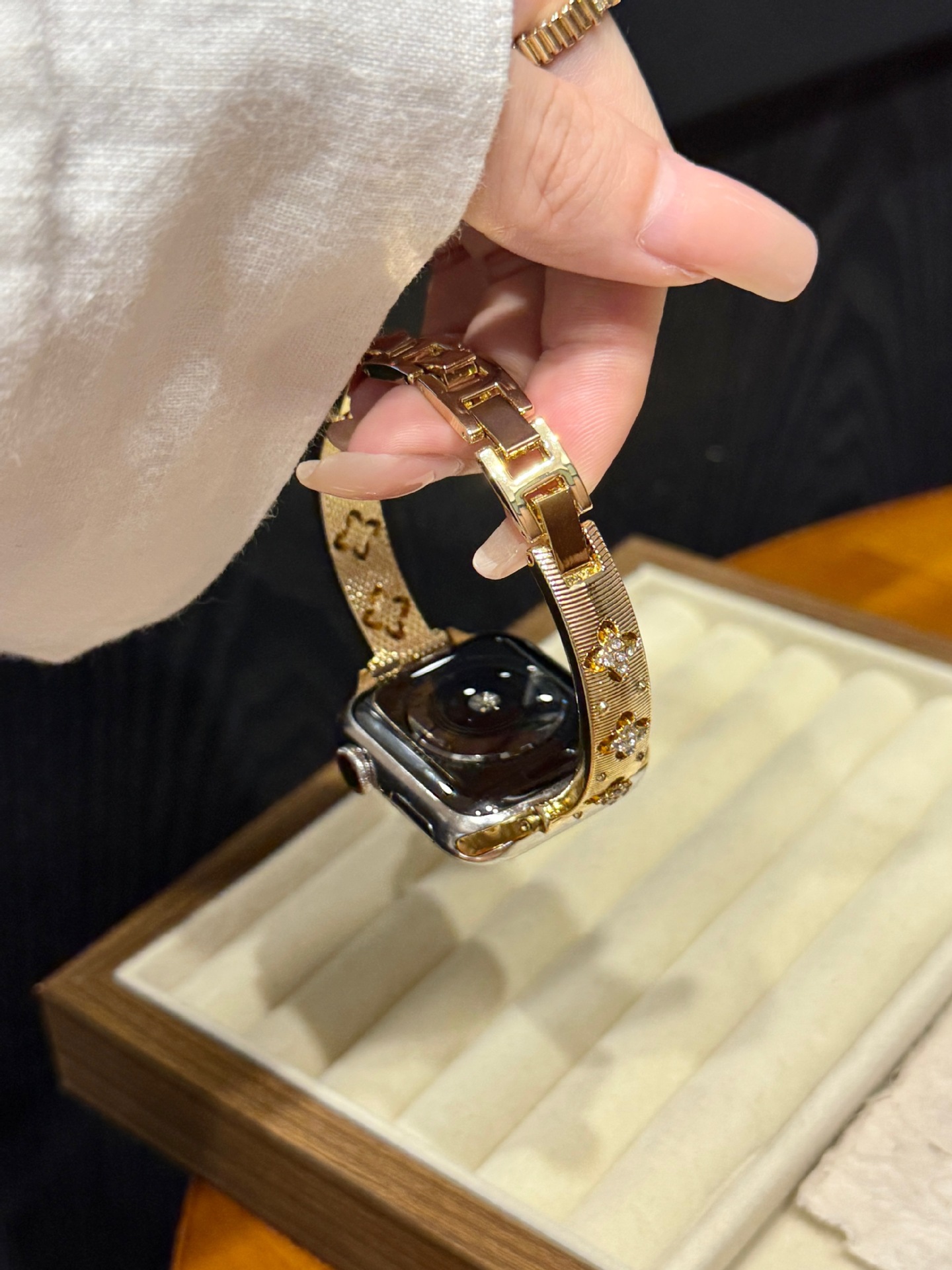 2025 Luxury Shining Gold Metal Ultra3 Pin Snap Button "Starlight" Gold/Silver/Black Classic Colors Apple strap 38mm 40mm 41mm 42mm 44mm 45mm