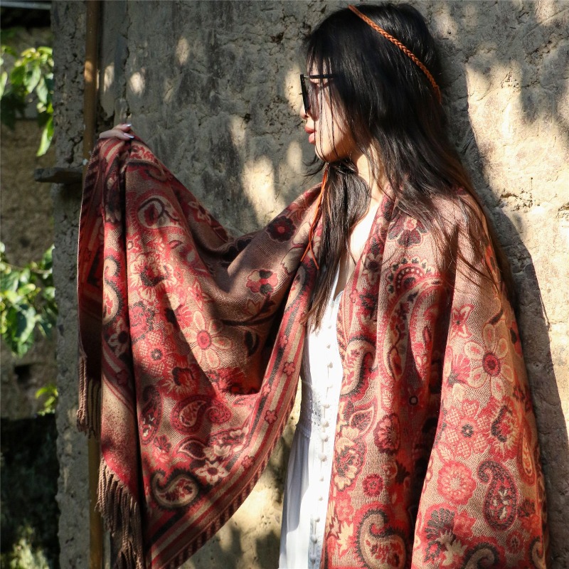 Vintage Style Charming Patterned Shawl Scarf Fashionable Autumn And Winter Tassel Style With Decorative Scarf Boutique Gift Scarf