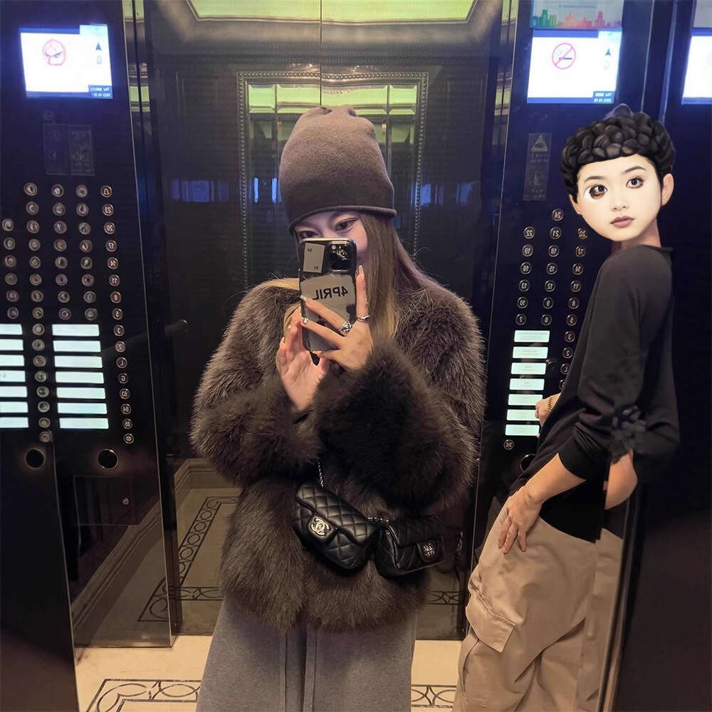 EcoFriendly Winter Autumn Faux Short Integrated Gray Fox Fur Coat for Women New Model