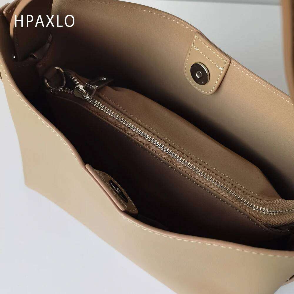 Designer bag 52 Stylish Matte Leather Tote Bag Spacious Commuter Shoulder Purse Durable Crossbody Handbag Women's shoulder bag women bags trend