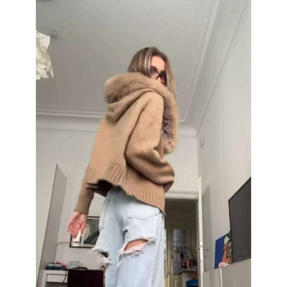 Chic Fur Collar Cropped Jacket Coat Hooded Knitted Sweater Women Casual Solid Autumn New Zip-Up Outerwear High Street Outfit Women Sweater Designer Sw
