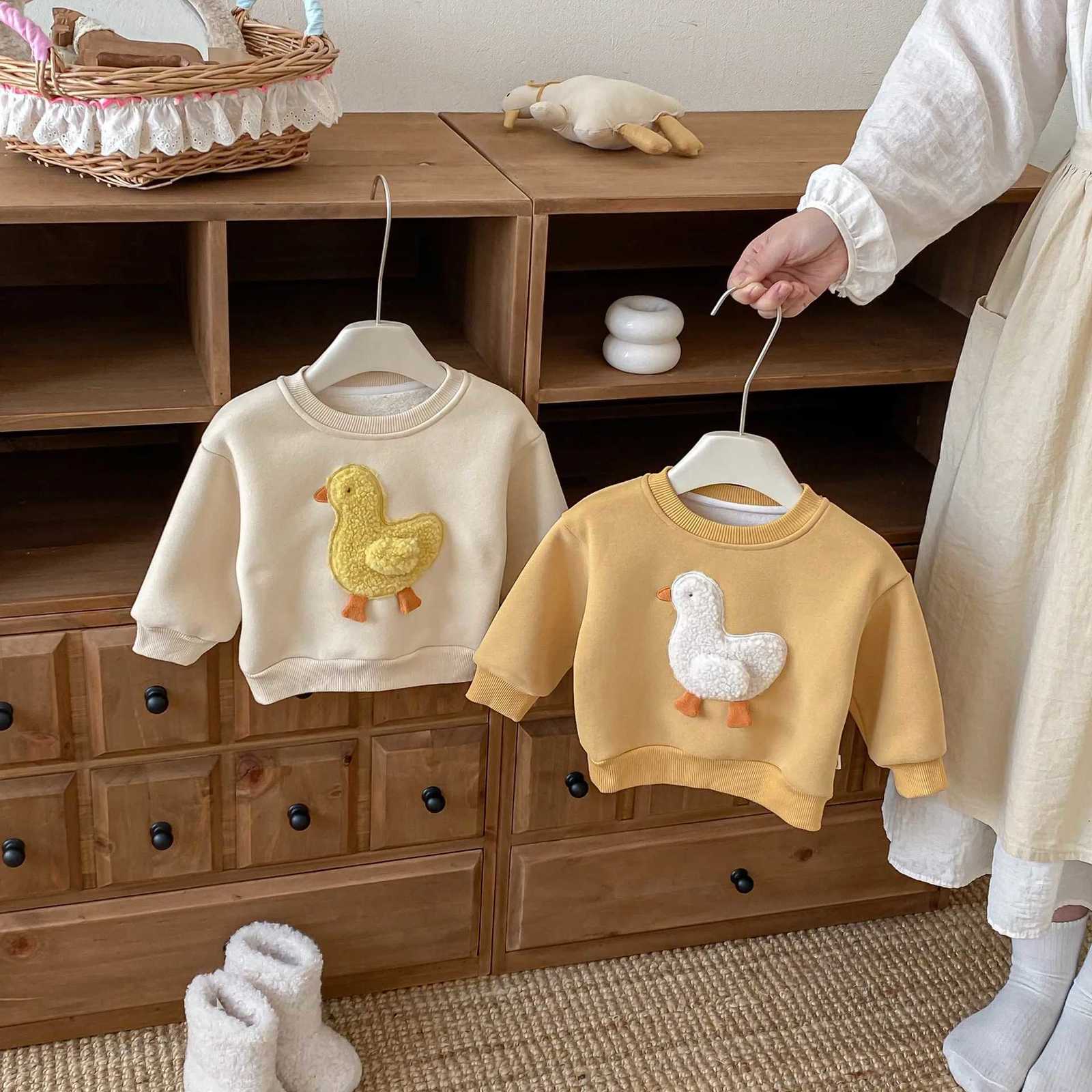 Kids Cartoon Duck Sweatshirt Unisex Long Sleeve Round Neck Top Cute Animal Themed Autumn Boys Girls HoodieT251030