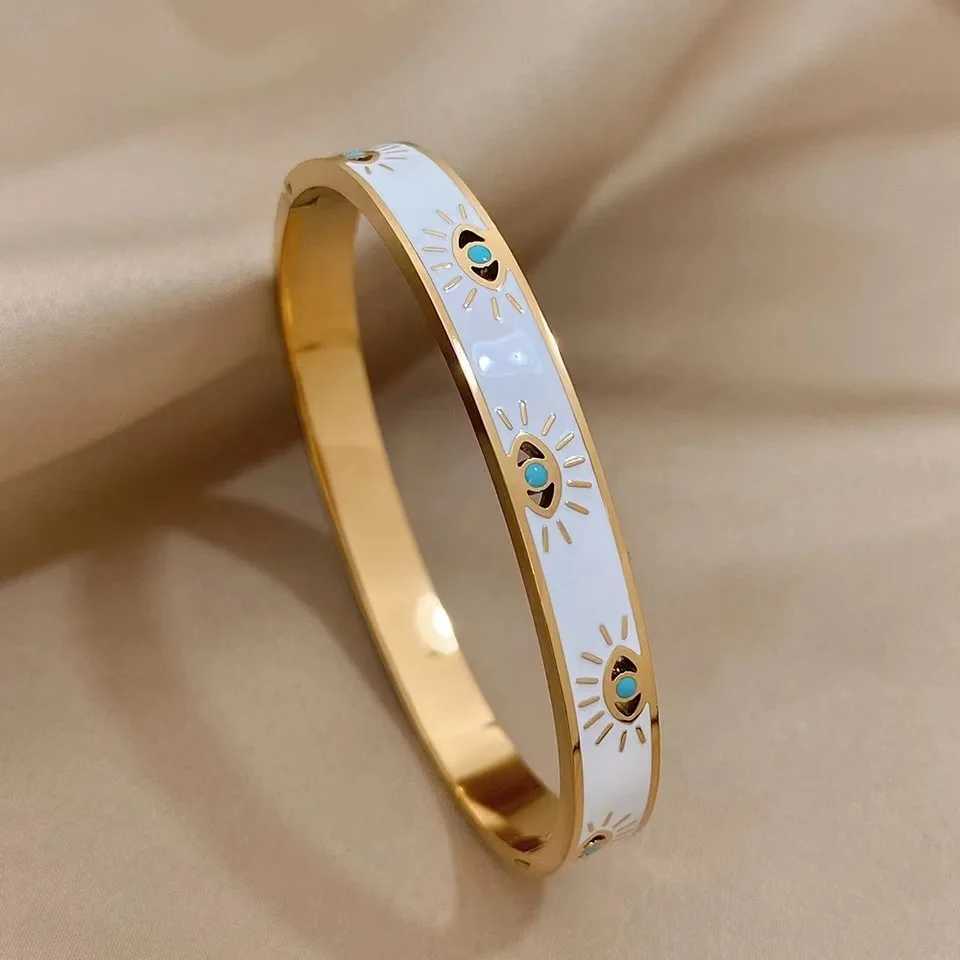 Womens TrenDY Devil Eye Charm 316L StainlESS Steel White Enamel Waterproof Bangles Jewelry for WristW251030