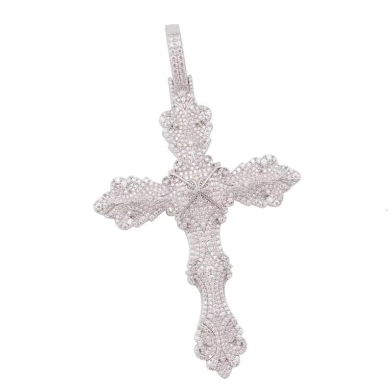 Hip Hop Iced Bling 925 Sterling Silver Cross Pendant VVS Moissanite Cluster Pass Diamond Tester Ornamental for Men Christian