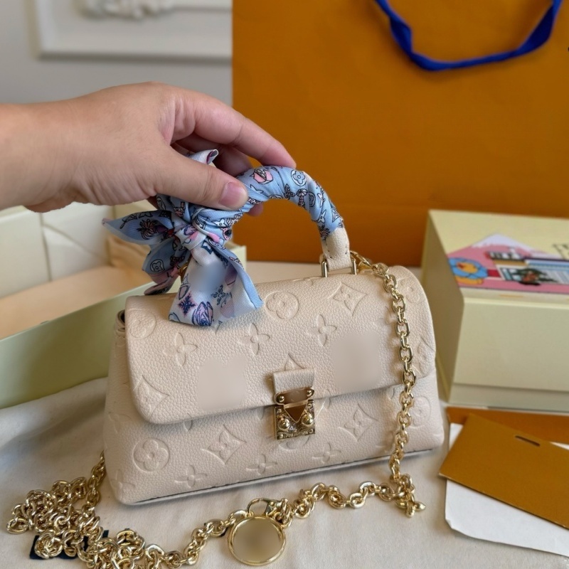 Chain Shoulder Bag Designer Bag Embossing Purses Women Fashion Mini Handbag High Quality Shopping Bags Lady Elegant Crossbody Bags