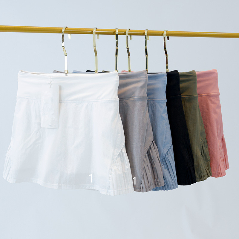 1 072 Women Yoga Sk… - image