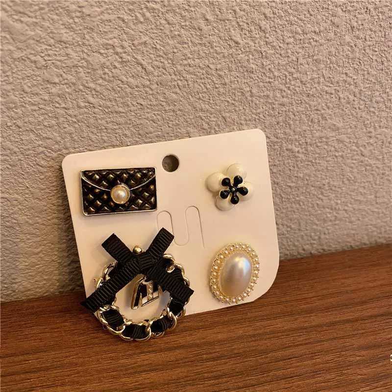 Highend Set Brooch Womens Camellia French Small Fragrance Style Brooches Coat Bow Decoration Retro Pin Accessories Jewelry Y251029