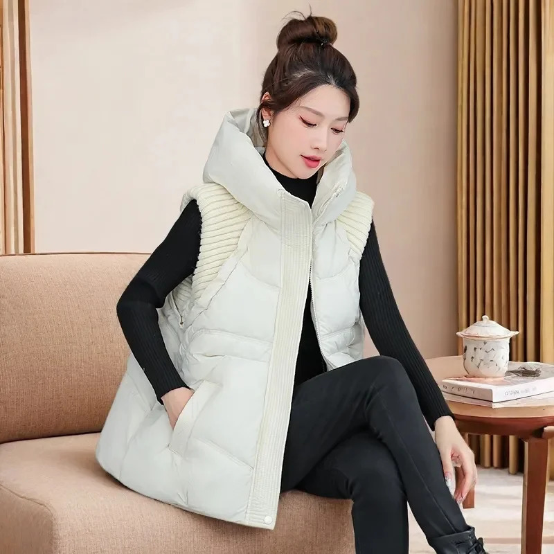 2025 Vest Women Jacket Puffer Parkas Windproof Lightweight Hooded Warm Waistcoat Female White Duck Down Coat Sleeveless 251029