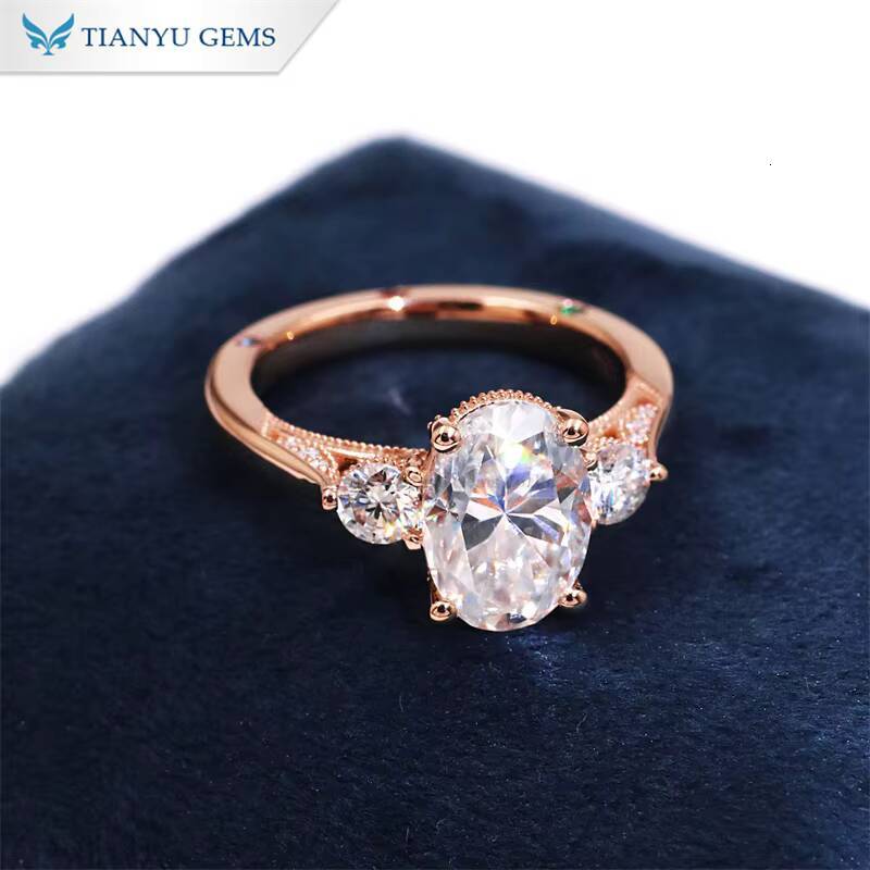 Tianyu 10K 14K 18K Real Gold Silver 925 Moissanite Diamond 7x10mm Oval Cut Engagement Rings Milgrain Wedding Band