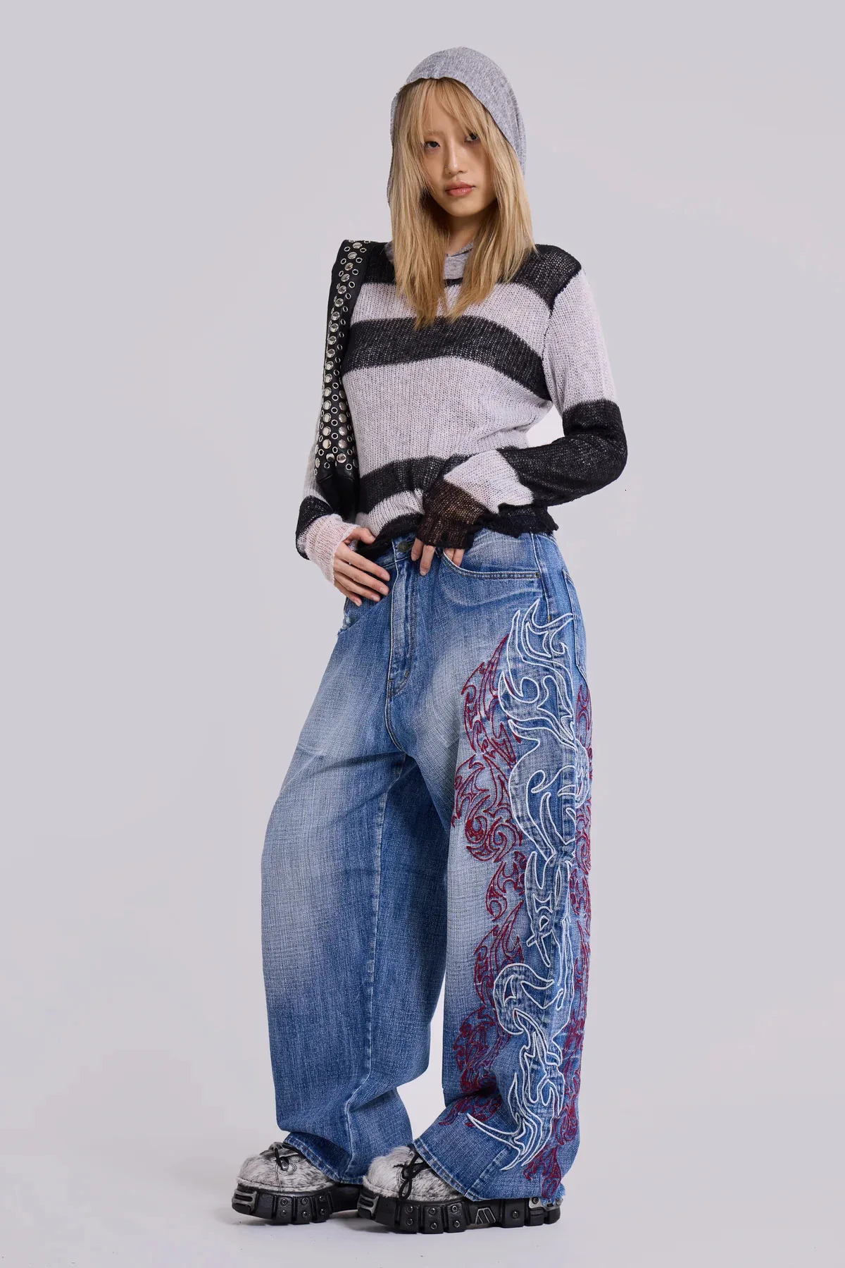 Y2K Women Jeans Harajuku Fashion Asymmetric Embroidery Pattern Baggy Vintage Black Wide Leg Jeans Gothic Jeans Streetwear Unisex 251029